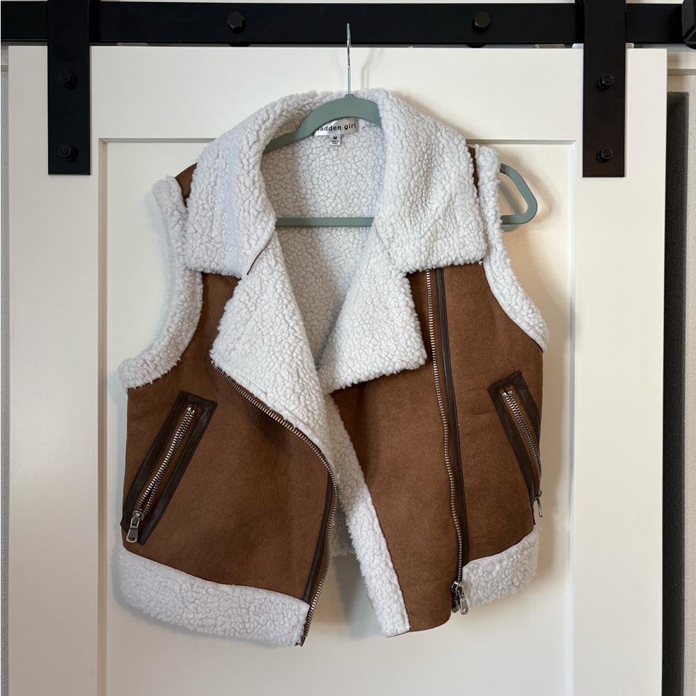 Madden Girl Cream Sherpa Vest